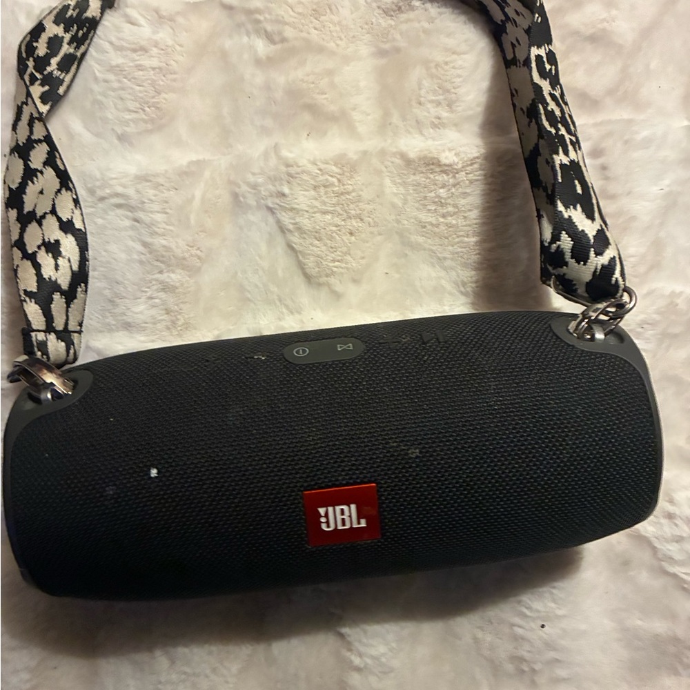 JBL Black Bluetooth Speaker with Patterned Strap